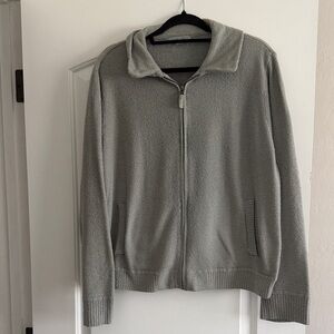 Barefoot Dreams Woman’s Zip Up Gray Sweater